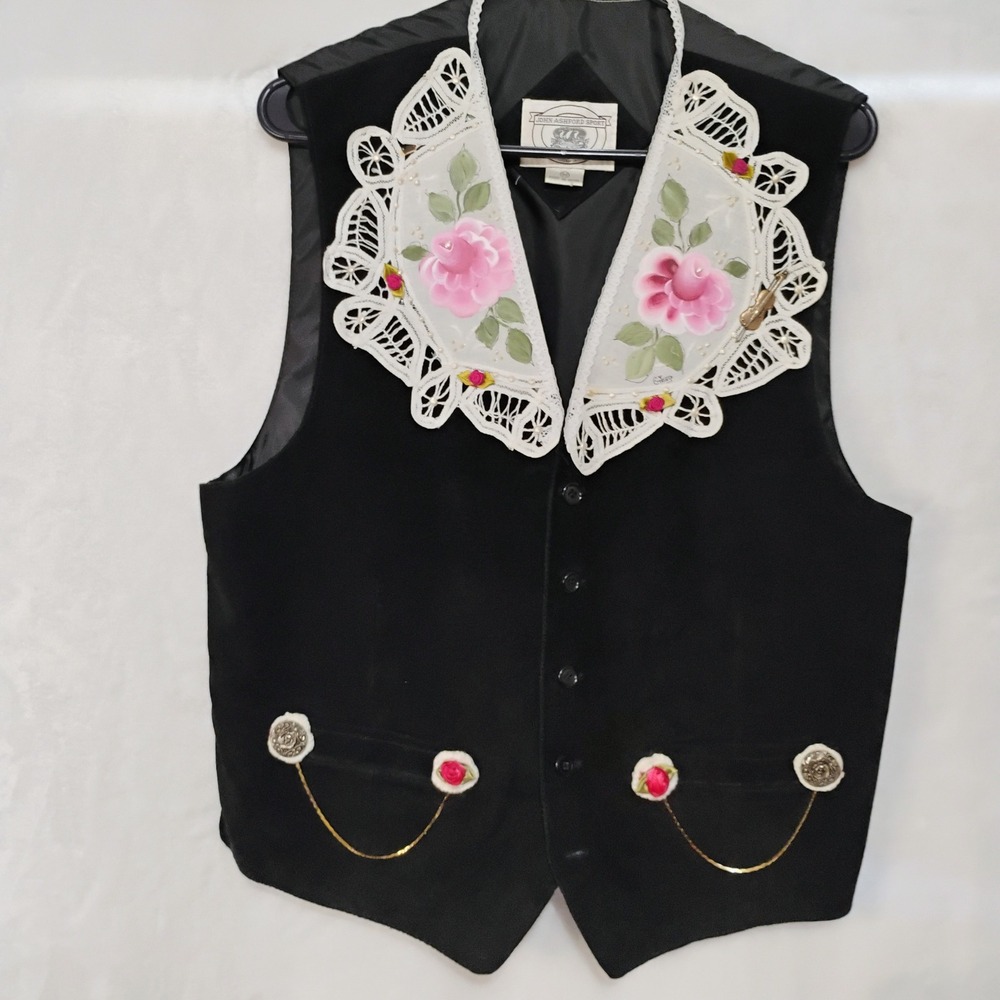 Vtg John Ashford Black Suede Vest Lace Floral Rose Collar Violin Brooch Medium